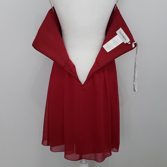 DAVID'S BRIDAL Red Strapless Crinkle Chiffon Party Dress, Women's: 10, $40 - Picture 7 of 9